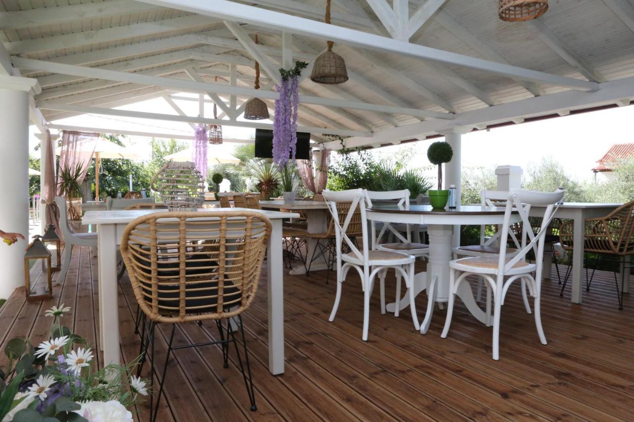 Caretta - Caretta Hotel Лигия Екстериор снимка