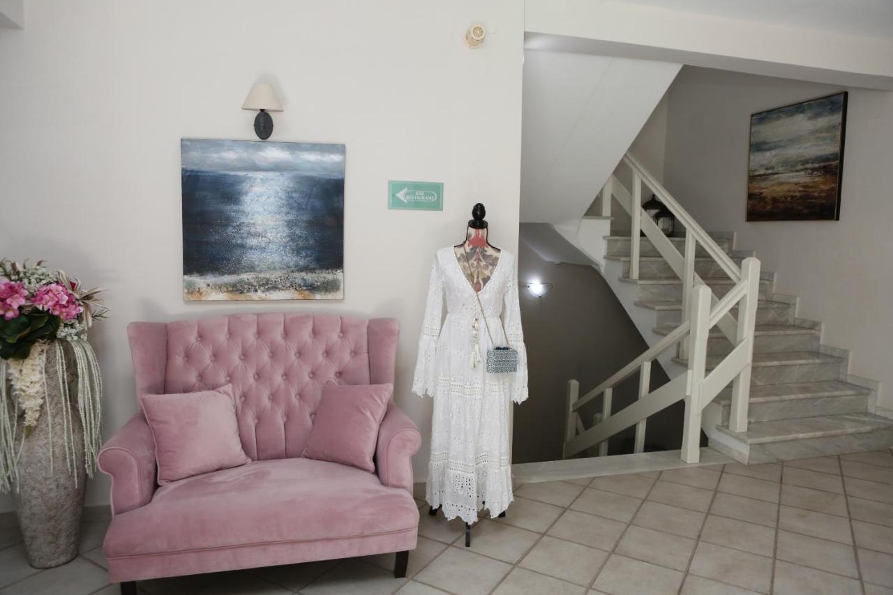 Caretta - Caretta Hotel Лигия Екстериор снимка