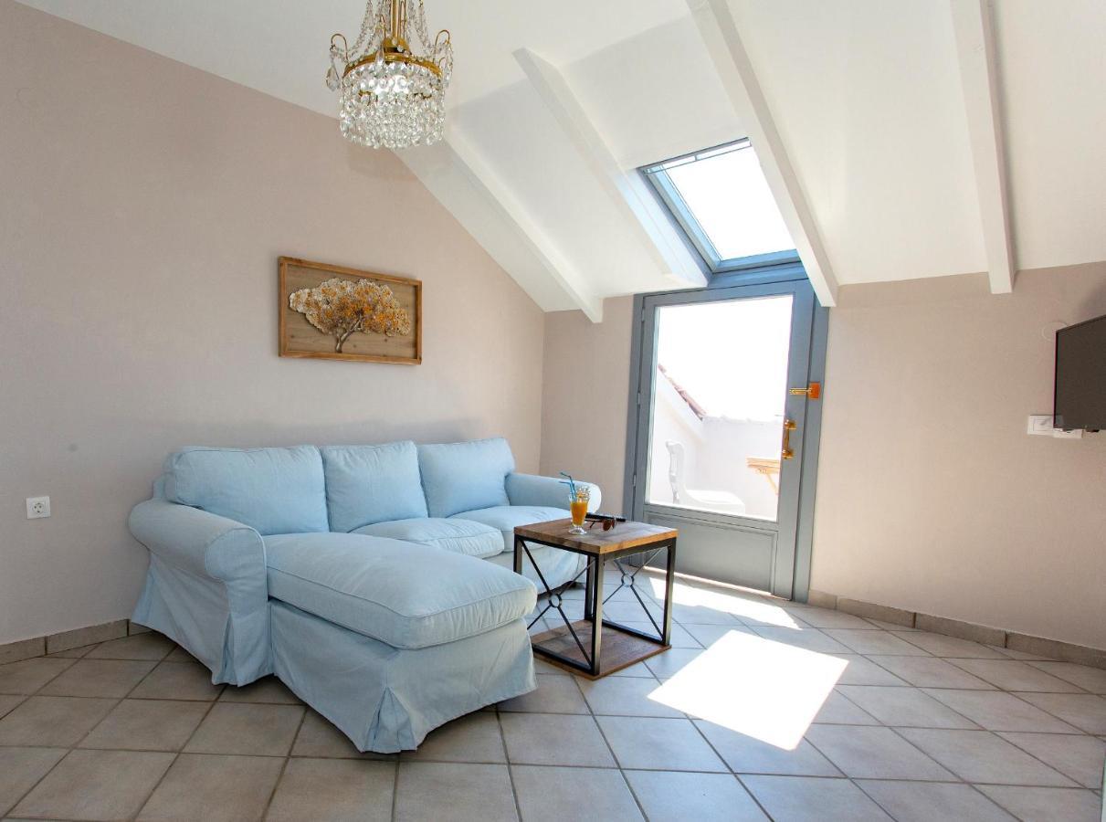 Caretta - Caretta Hotel Лигия Екстериор снимка